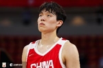 媒体人：杨瀚森防沉退难换防三分 国家队该如何用他？